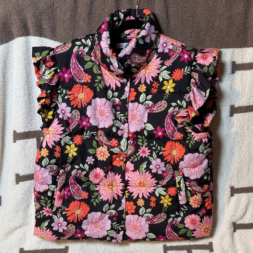 Miss Sparkling Floral Women's Vest - Black and Pink